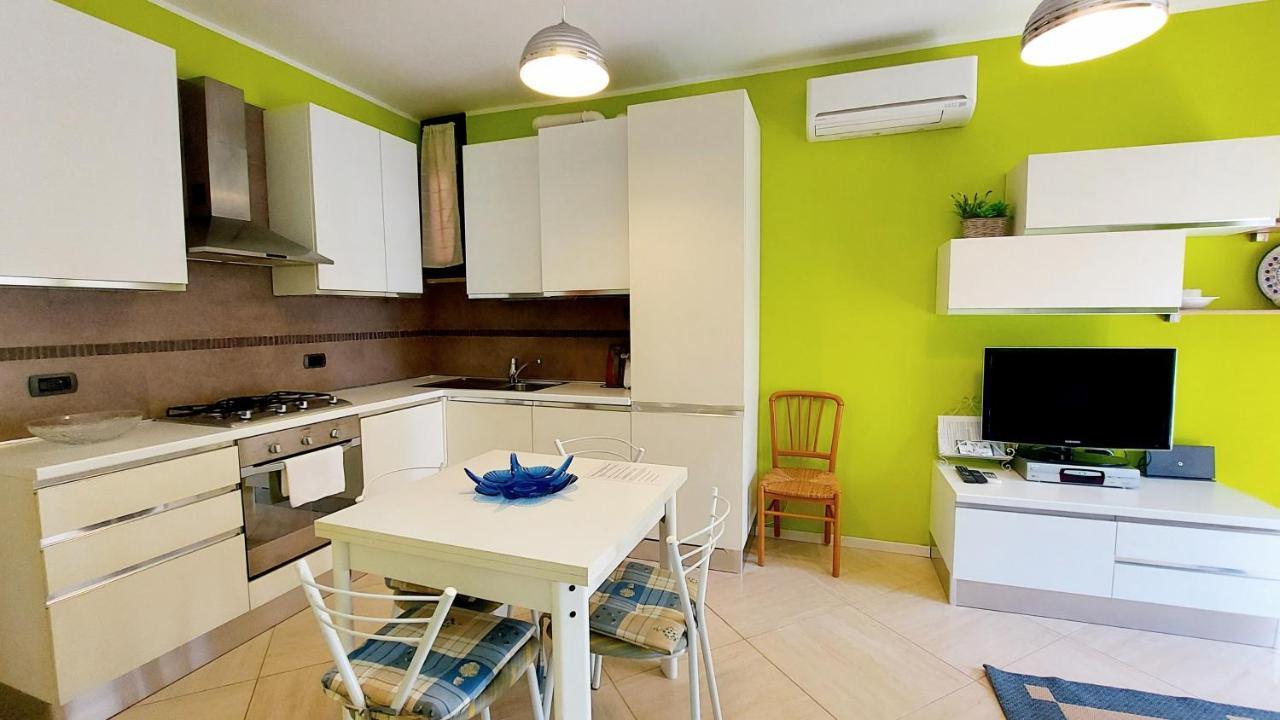 Colors Pool Apartment Bardolino Exteriér fotografie