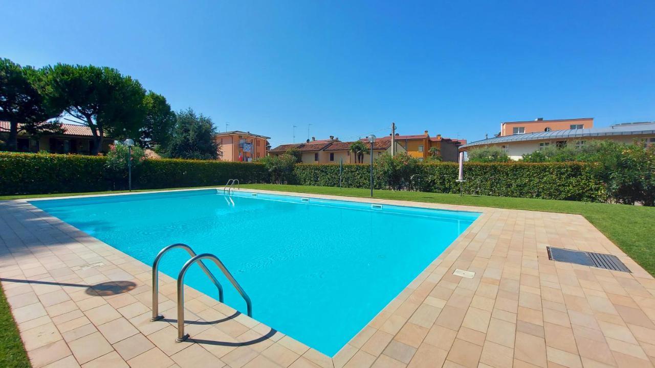 Colors Pool Apartment Bardolino Exteriér fotografie